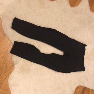 Brand new fitted lululemon crops with lace detail